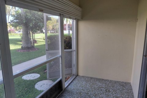 Condo in Lighthouse Point, Florida, 2 bedrooms  № 2178127 - photo 18