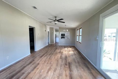 Appartement à louer à Lady Lake, Floride: 2 chambres, 86.96 m2 № 2099548 - photo 5