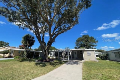 Appartement à Lady Lake, Floride 2 chambres, 86.96 m2 № 2099548