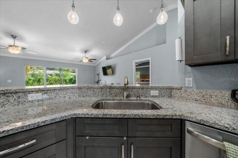 Villa ou maison à vendre à Ocala, Floride: 4 chambres, 171.68 m2 № 1909727 - photo 18