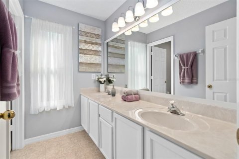 House in Orlando, Florida 5 bedrooms, 256.78 sq.m. № 1723419 - photo 26