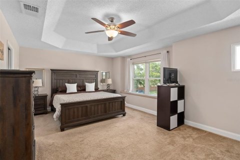 House in Orlando, Florida 5 bedrooms, 256.78 sq.m. № 1723419 - photo 17