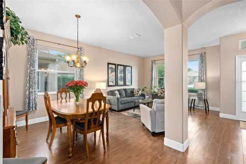House in Orlando, Florida 5 bedrooms, 256.78 sq.m. № 1723419 - photo 11