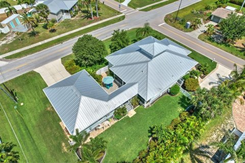 Casa en venta en Punta Gorda, Florida, 3 dormitorios, 206.71 m2 № 1747724 - foto 2