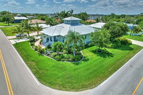 Casa en venta en Punta Gorda, Florida, 3 dormitorios, 206.71 m2 № 1747724 - foto 3