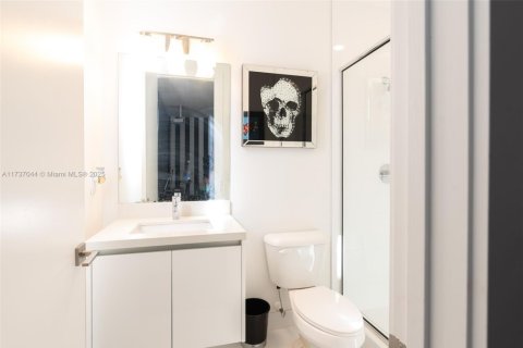 Купить виллу или дом в Дорал, Флорида 6 спален, 452.81м2, № 1958609 - фото 19