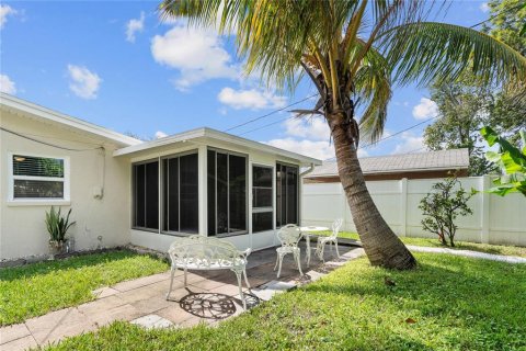 Villa ou maison à vendre à Pinellas Park, Floride: 4 chambres, 136.1 m2 № 2389163 - photo 30