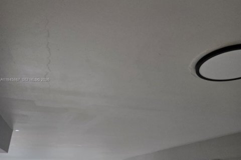 Copropriété à louer à Hallandale Beach, Floride: 2 chambres, 112.6 m2 № 2002147 - photo 9