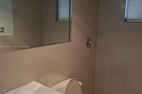 Copropriété à louer à Hallandale Beach, Floride: 2 chambres, 112.6 m2 № 2002147 - photo 27