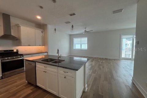 Touwnhouse à louer à Dunedin, Floride: 3 chambres, 222.04 m2 № 1913964 - photo 10