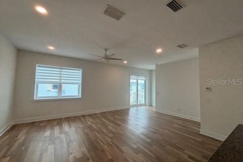 Touwnhouse à louer à Dunedin, Floride: 3 chambres, 222.04 m2 № 1913964 - photo 4