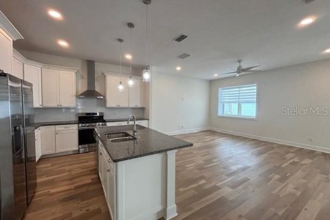 Touwnhouse à louer à Dunedin, Floride: 3 chambres, 222.04 m2 № 1913964 - photo 7