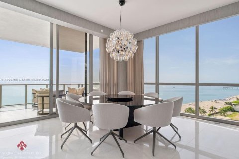 Condominio en alquiler en Sunny Isles Beach, Florida, 4 dormitorios, 428.19 m2 № 2016029 - foto 8