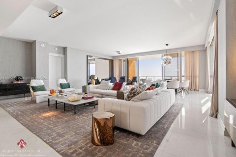 Condominio en alquiler en Sunny Isles Beach, Florida, 4 dormitorios, 428.19 m2 № 2016029 - foto 5