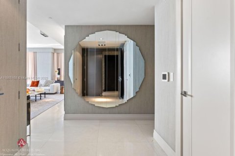 Condominio en alquiler en Sunny Isles Beach, Florida, 4 dormitorios, 428.19 m2 № 2016029 - foto 3