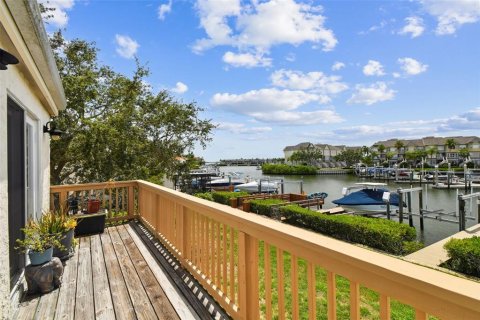 Townhouse in Tampa, Florida 2 bedrooms, 131.92 sq.m. № 1793406 - photo 23
