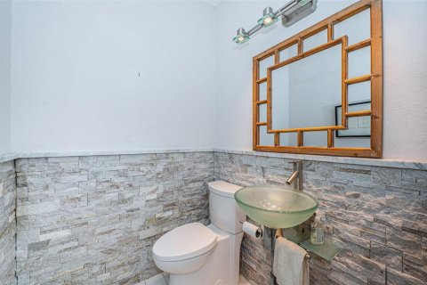 Adosado en alquiler en Palm Harbor, Florida, 3 dormitorios, 148.64 m2 № 1893850 - foto 15