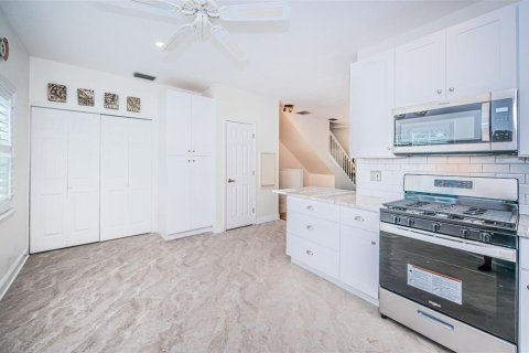 Adosado en alquiler en Palm Harbor, Florida, 3 dormitorios, 148.64 m2 № 1893850 - foto 12