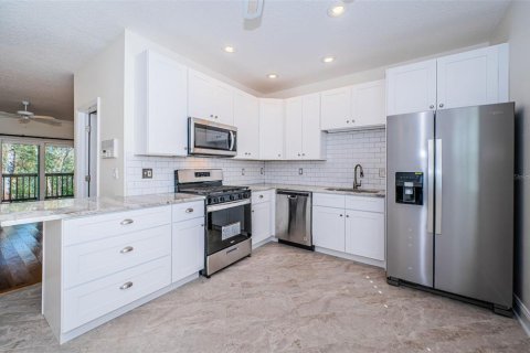 Adosado en alquiler en Palm Harbor, Florida, 3 dormitorios, 148.64 m2 № 1893850 - foto 10