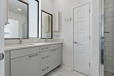Touwnhouse à louer à Tampa, Floride: 2 chambres, 162.39 m2 № 2410455 - photo 25