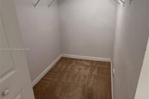 Снять в аренду кондоминиум в Катлер-Бей, Флорида 2 спальни, 75.16м2, № 2033540 - фото 21