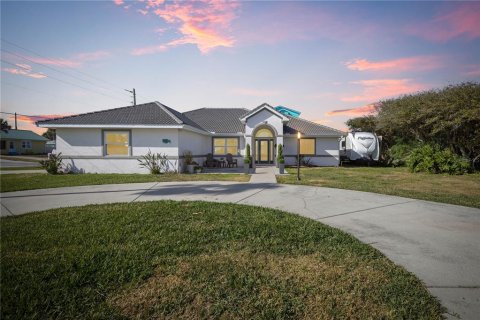Casa en venta en Flagler Beach, Florida, 4 dormitorios, 230.21 m2 № 1813541 - foto 7
