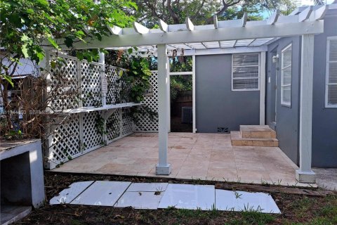 Купить виллу или дом в Майами, Флорида 3 спальни, 131.18м2, № 2001117 - фото 9