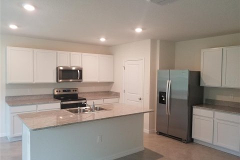 Casa en alquiler en Ocala, Florida, 4 dormitorios, 215.44 m2 № 2406903 - foto 7