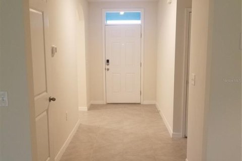 Casa en alquiler en Ocala, Florida, 4 dormitorios, 215.44 m2 № 2406903 - foto 5