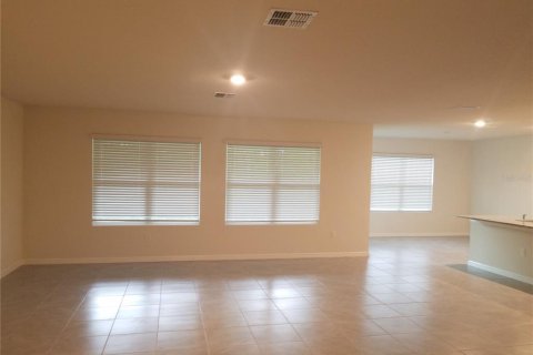 Casa en alquiler en Ocala, Florida, 4 dormitorios, 215.44 m2 № 2406903 - foto 2