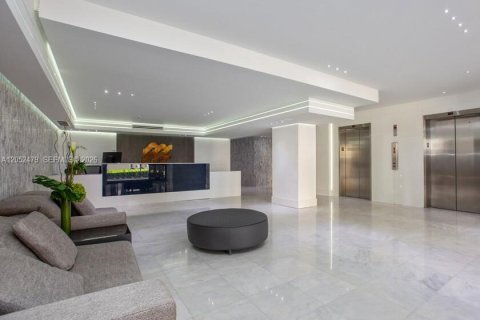 Condo in Miami Beach, Florida, 2 bedrooms № 2260579