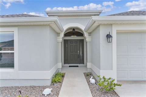 House in The Villages, Florida 3 bedrooms, 185.34 sq.m. № 2100913 - photo 5