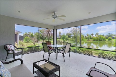 House in The Villages, Florida 3 bedrooms, 185.34 sq.m. № 2100913 - photo 20