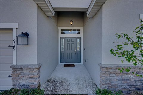 House in Polk City, Florida 4 bedrooms, 189.61 sq.m. № 2099694 - photo 2