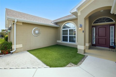 Villa ou maison à vendre à Punta Gorda, Floride: 4 chambres, 217.3 m2 № 2156675 - photo 4