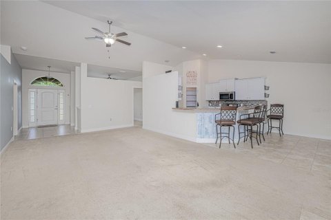 Villa ou maison à vendre à Punta Gorda, Floride: 4 chambres, 217.3 m2 № 2156675 - photo 7