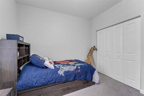 House in Homestead, Florida 3 bedrooms, 188.03 sq.m. № 2078114 - photo 25