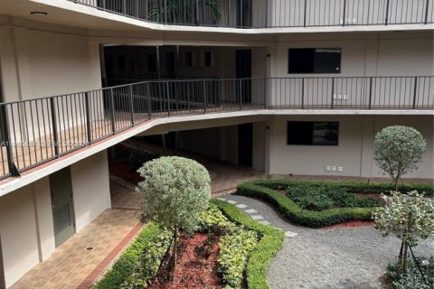 Снять в аренду кондоминиум в Майами, Флорида 1 спальня, 65.5м2, № 2009893 - фото 14