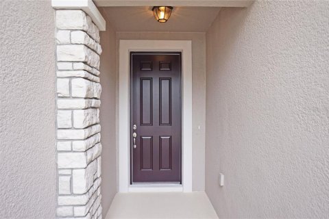 Townhouse in Tampa, Florida 3 bedrooms, 182.18 sq.m. № 2419064 - photo 2
