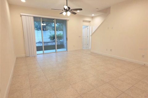 Townhouse in Tampa, Florida 3 bedrooms, 182.18 sq.m. № 2419064 - photo 22