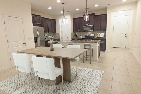Townhouse in Tampa, Florida 3 bedrooms, 182.18 sq.m. № 2419064 - photo 15