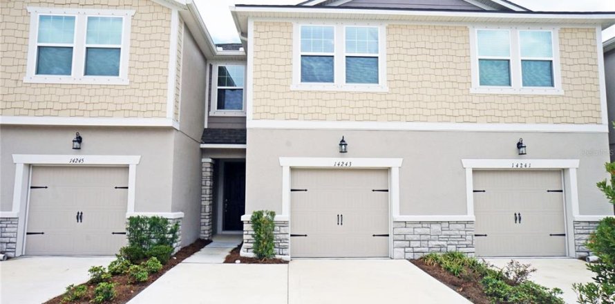 Townhouse in Tampa, Florida 3 bedrooms, 182.18 sq.m. № 2419064