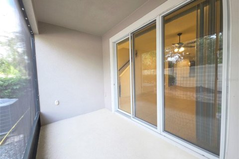 Townhouse in Tampa, Florida 3 bedrooms, 182.18 sq.m. № 2419064 - photo 24