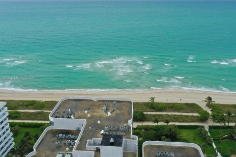 Condominio en alquiler en Surfside, Florida, 1 dormitorio, 111.48 m2 № 1982237 - foto 5