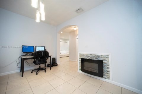 Townhouse in Cutler Bay, Florida 3 bedrooms, 135.54 sq.m. № 1818499 - photo 10