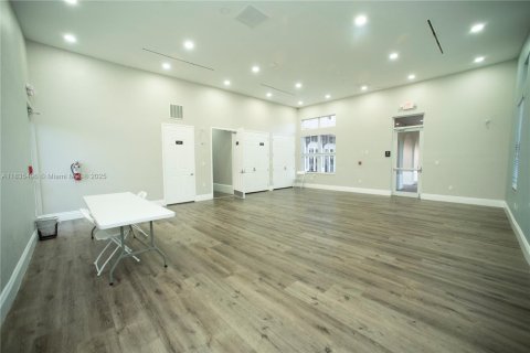 Townhouse in Cutler Bay, Florida 3 bedrooms, 135.54 sq.m. № 1818499 - photo 27