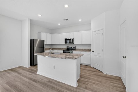 Casa en venta en Astatula, Florida, 4 dormitorios, 168.25 m2 № 2151320 - foto 10