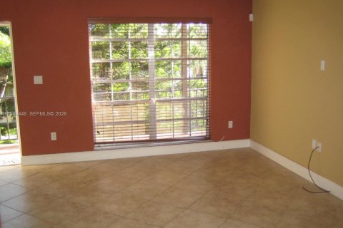 Copropriété à louer à Miami, Floride: 1 chambre, 51.56 m2 № 2382400 - photo 4