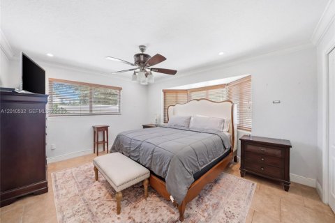 Villa ou maison à vendre à Miami, Floride: 4 chambres, 240.62 m2 № 2073706 - photo 21