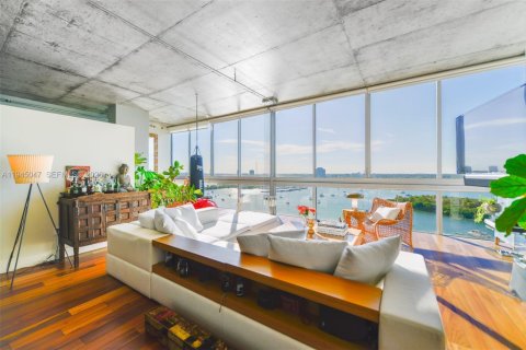 Condominio en alquiler en North Bay Village, Florida, 2 dormitorios № 2055204 - foto 4